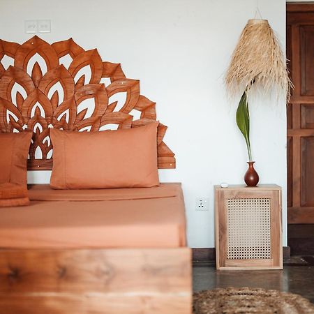 Amaroo Hikkaduwa Hotell Exteriör bild