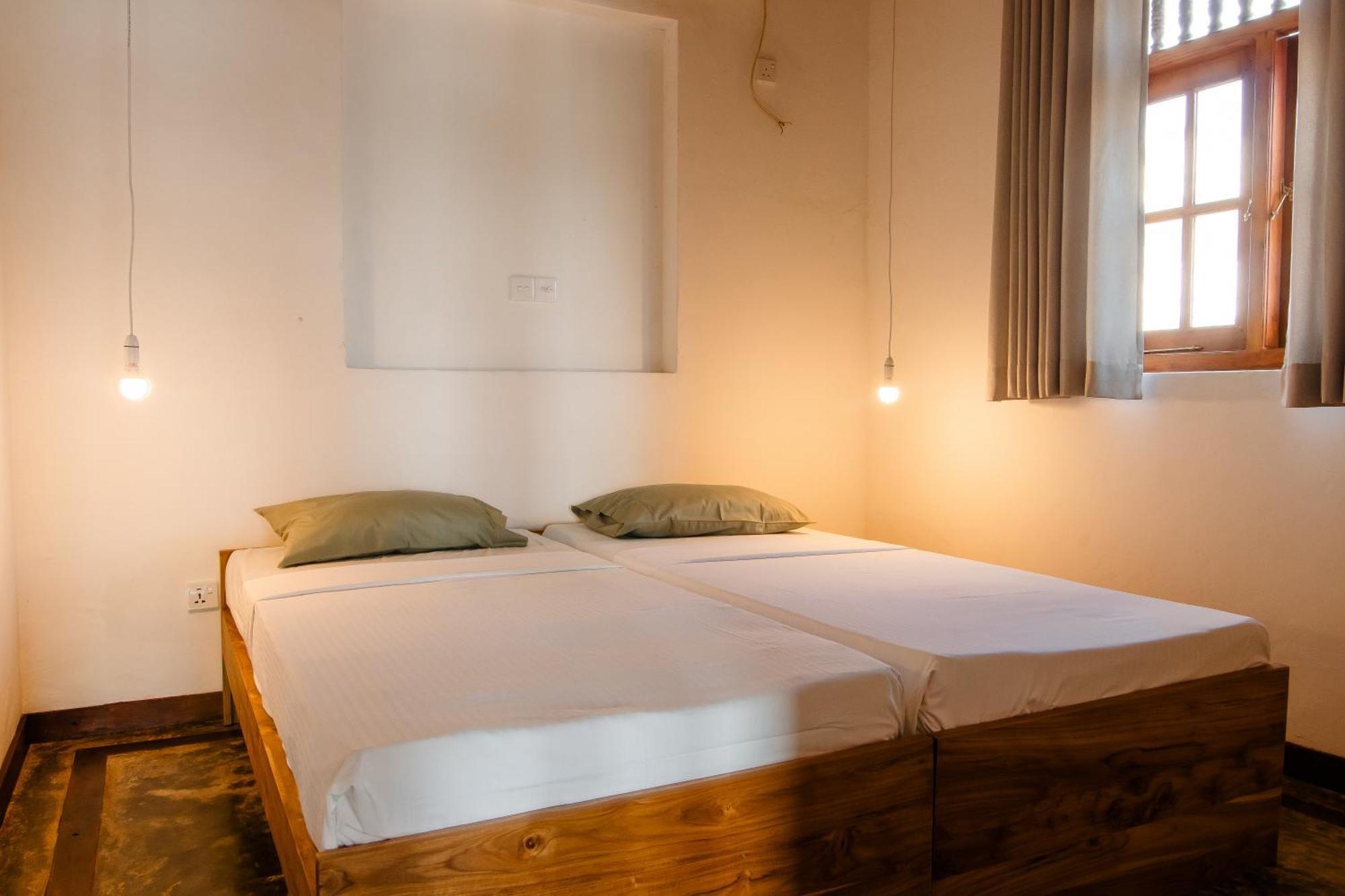 Amaroo Hikkaduwa Hotell Rum bild